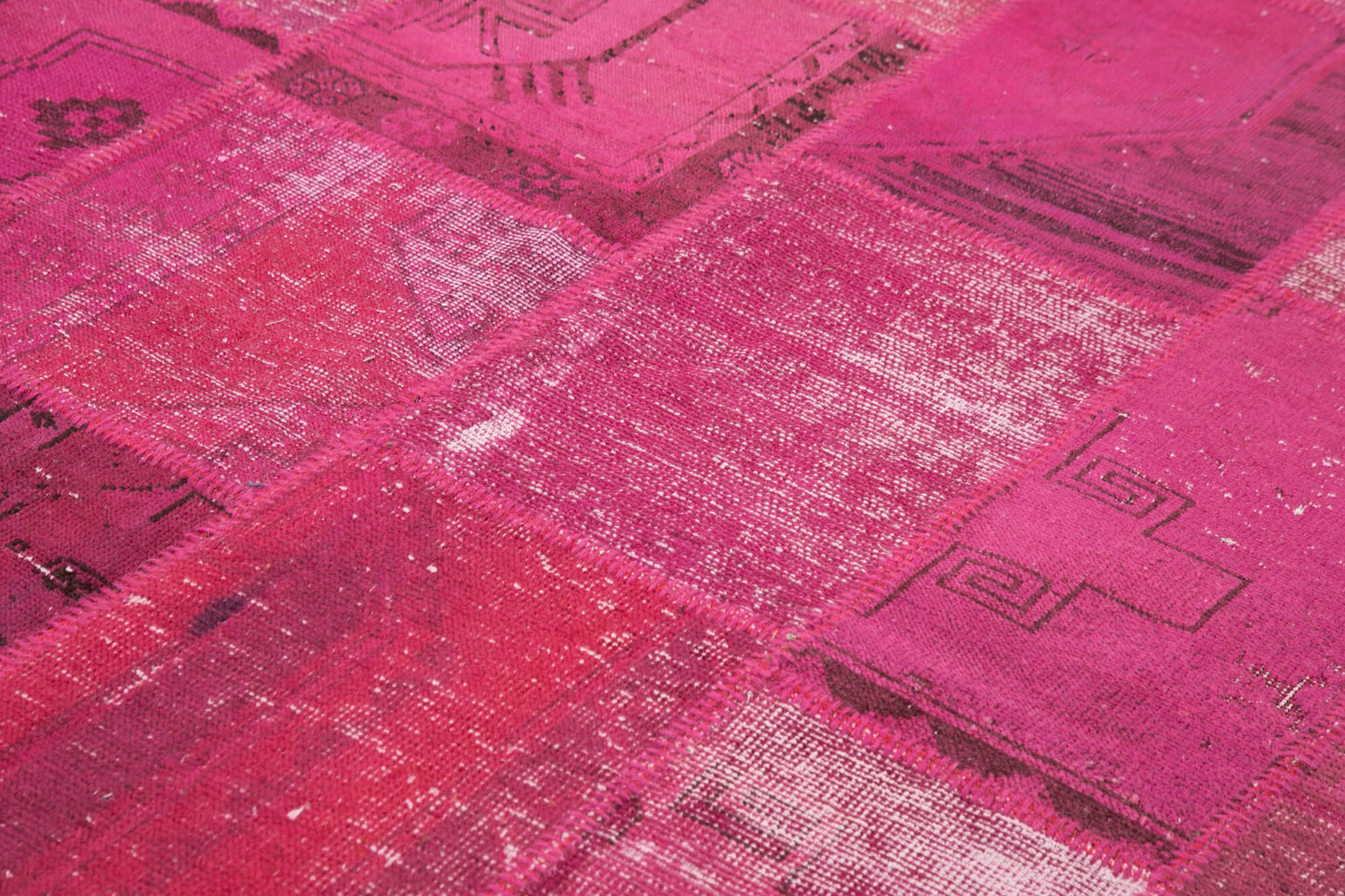 8x10 Pink Patchwork Rug - 12549