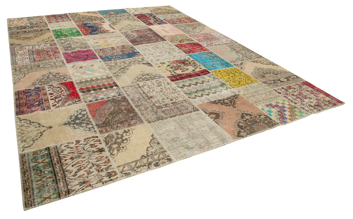 10x13 Beige Patchwork Rug - 15156