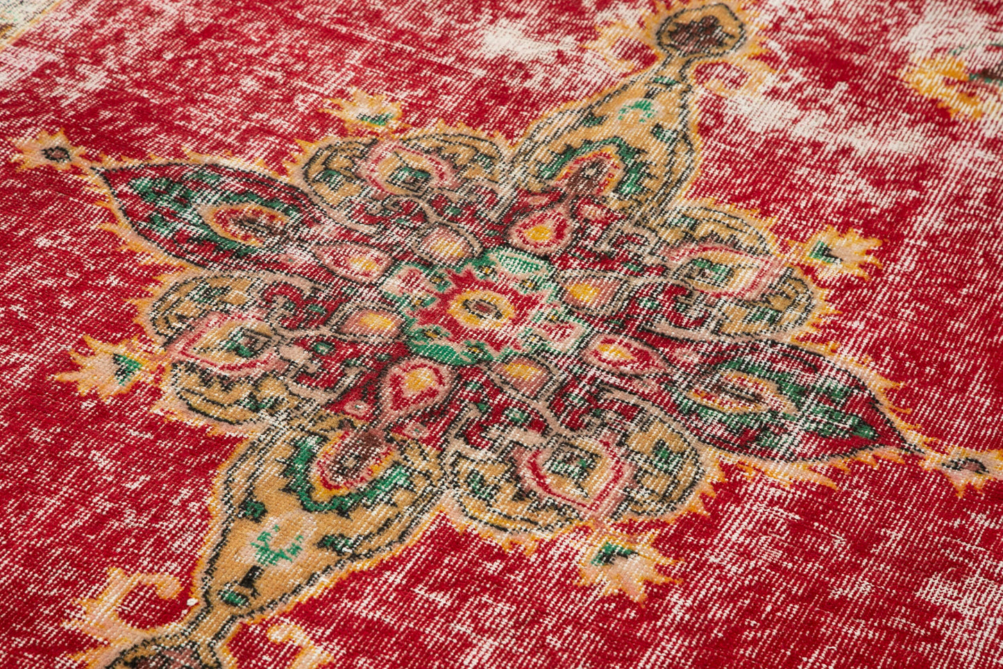 5x9 Red Bohemian Rug - 21871