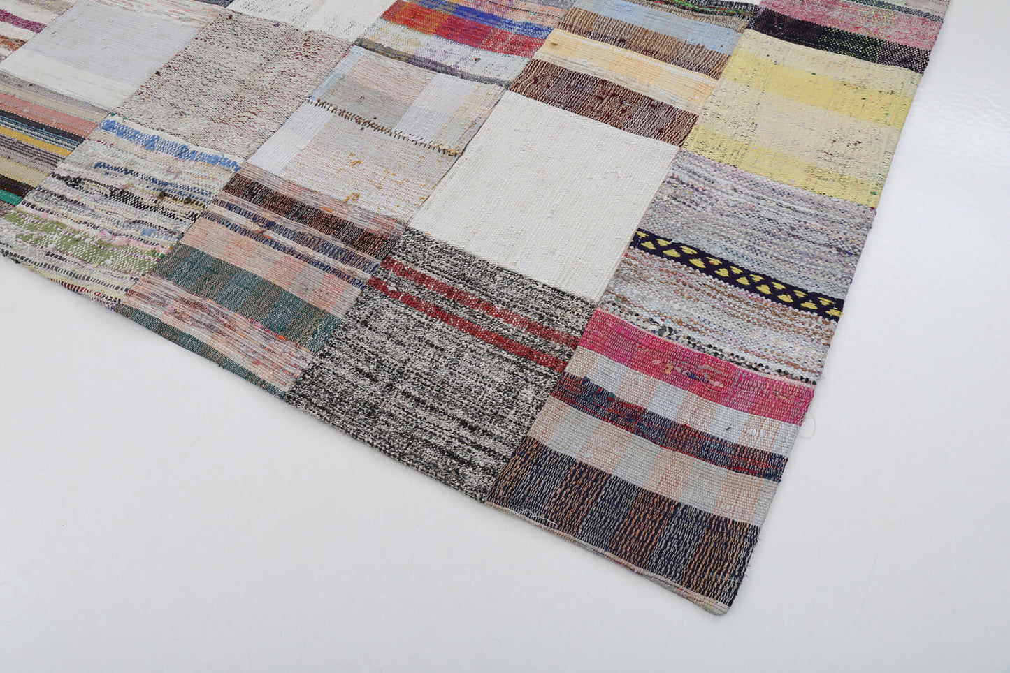 7x10 Beige Kilim Patchwork Rug - 22520