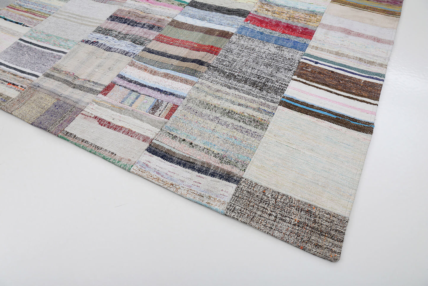 8x12 Beige Kilim Patchwork Rug - 22558