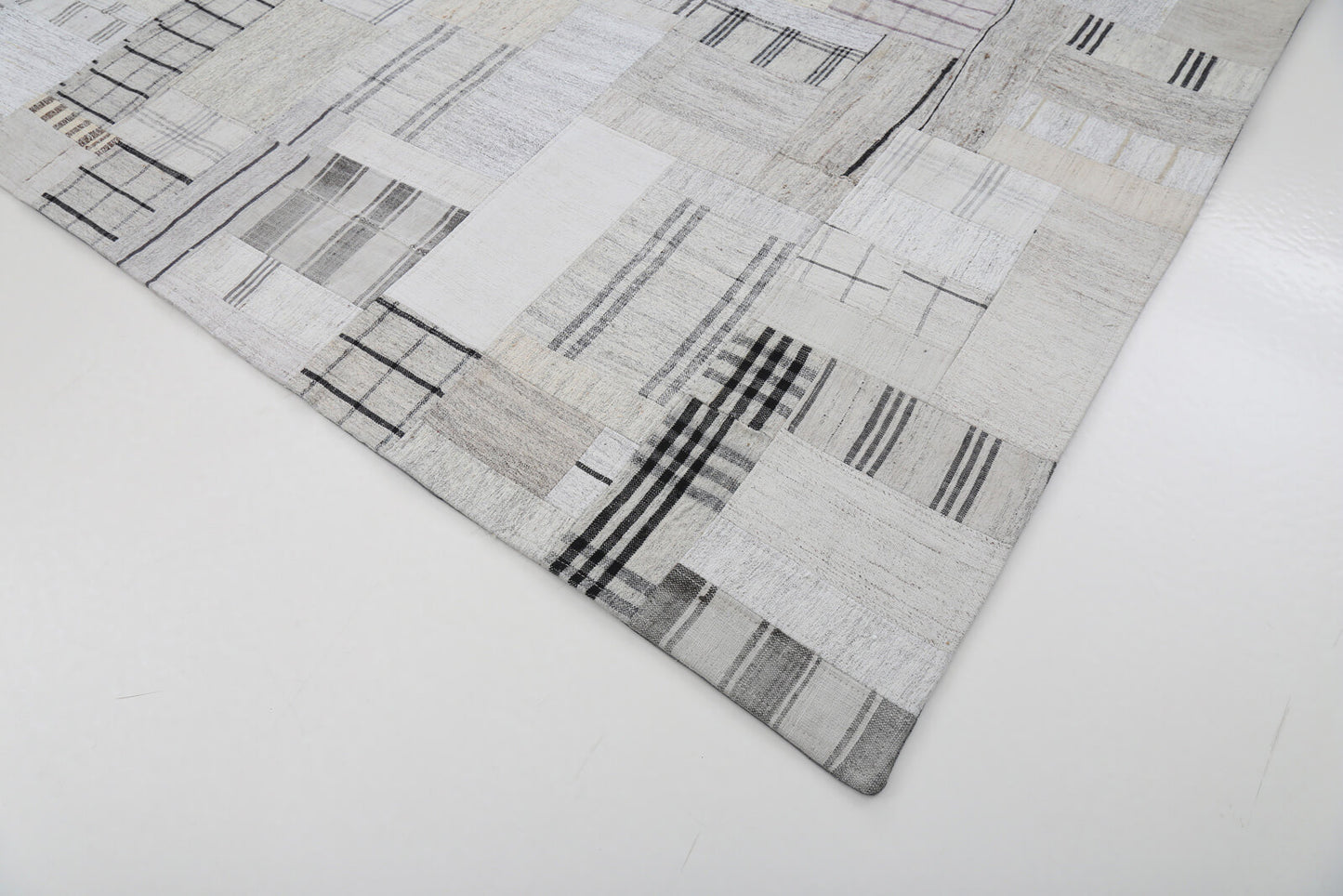 8x10 Beige Kilim Patchwork Rug - 22564