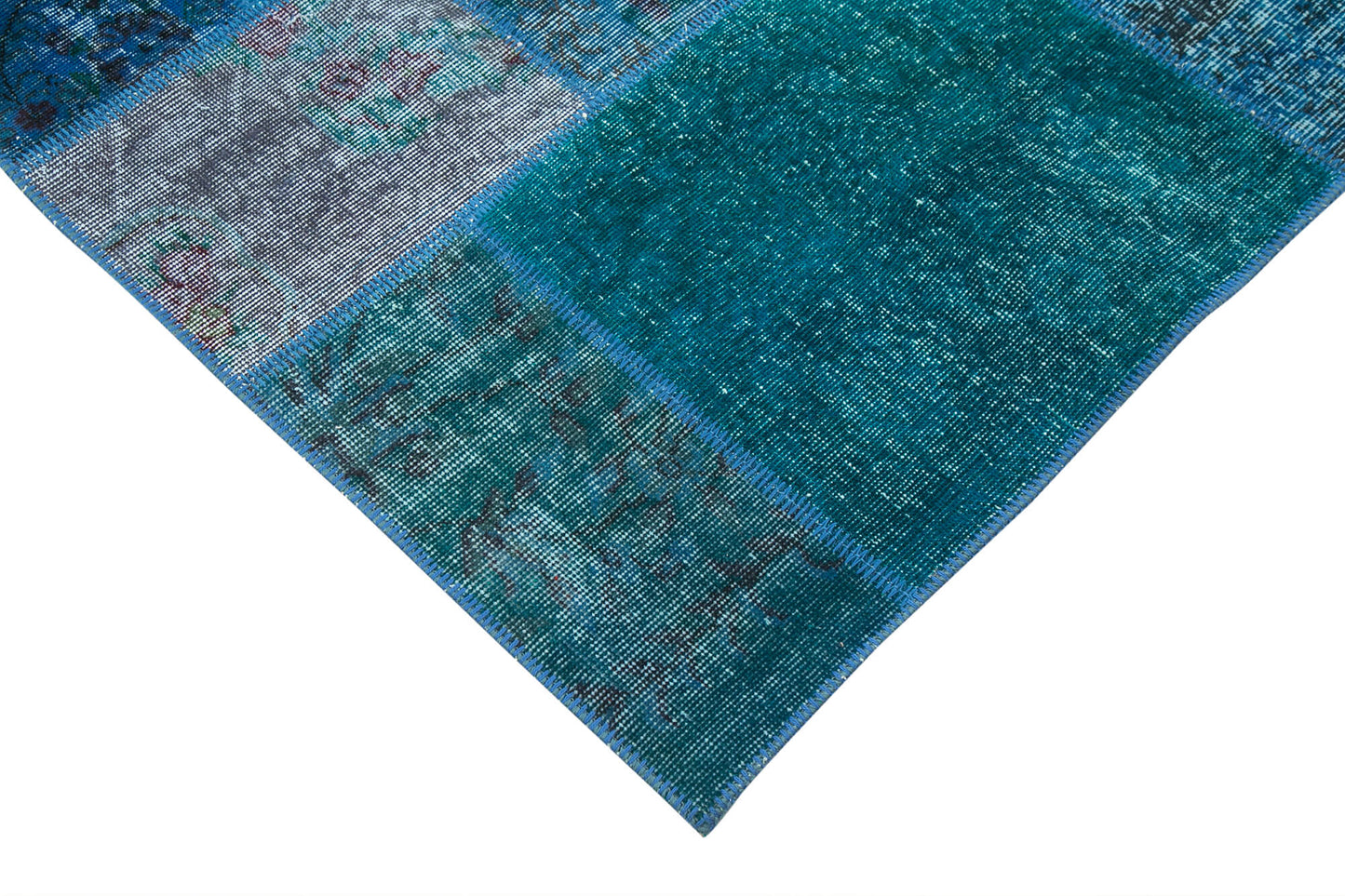 7x10 Turquoise Patchwork Rug - 24011