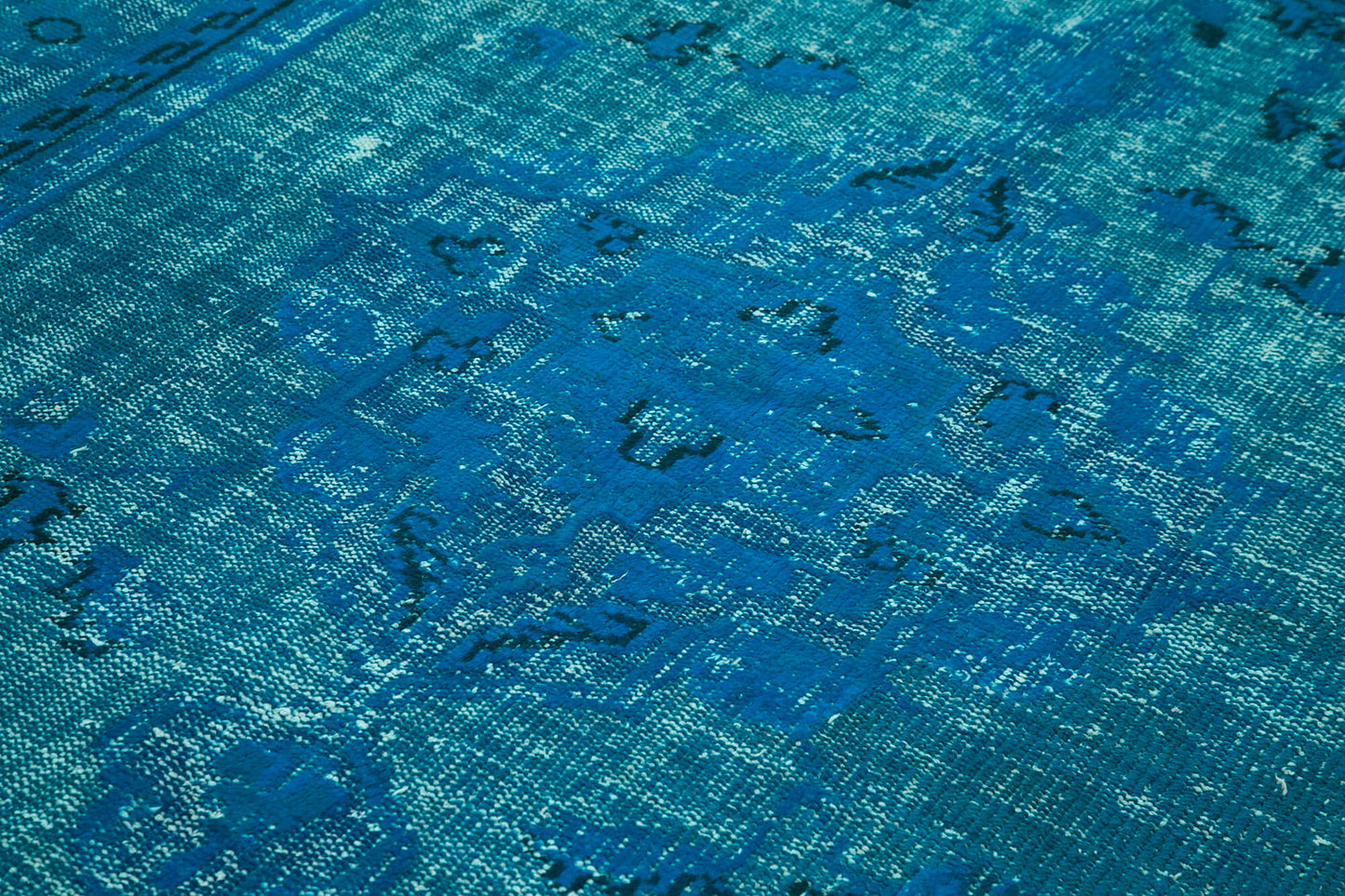 7x10 Turquoise Over Dyed Rug - 25609