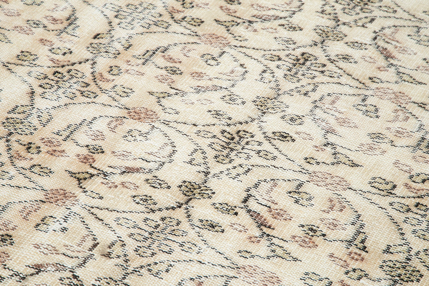 4x8 Beige Turkish Vintage Area Rug - 29810
