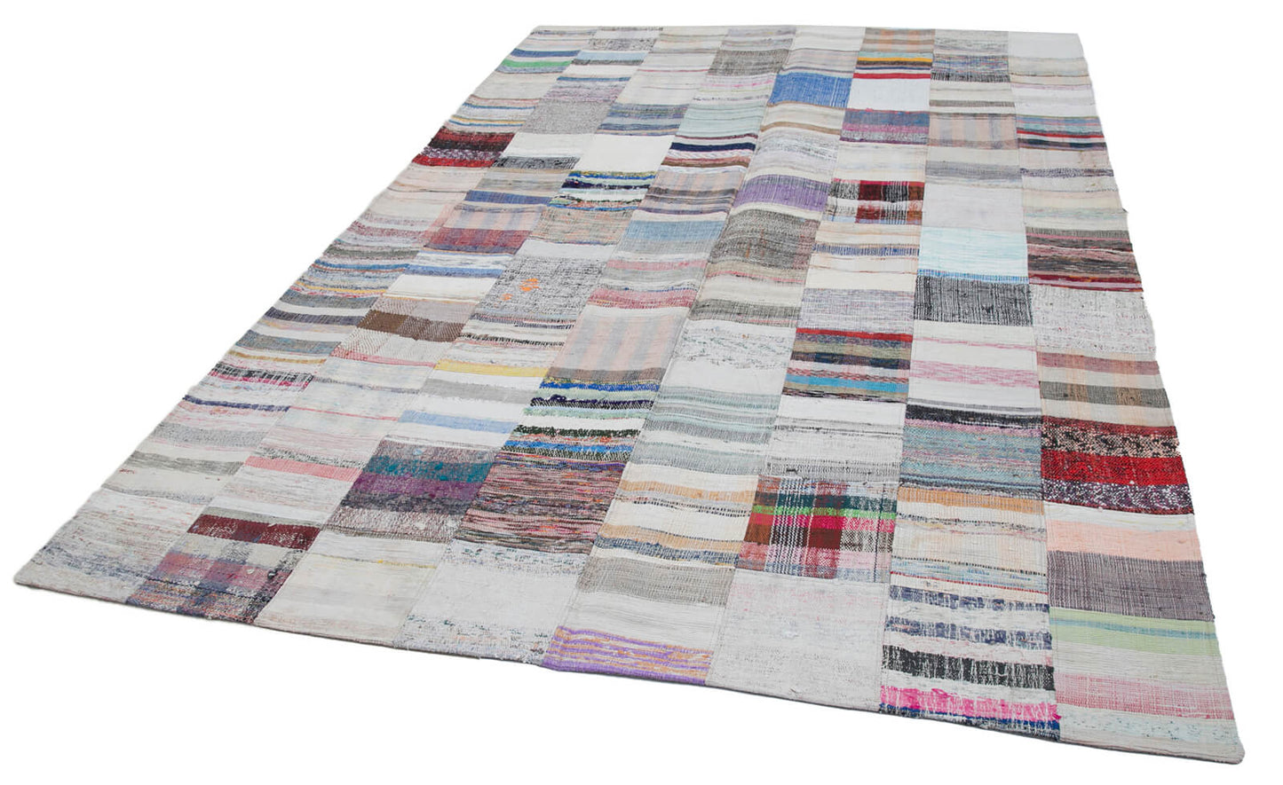 7x10 White Kilim Patchwork Rug - 30370