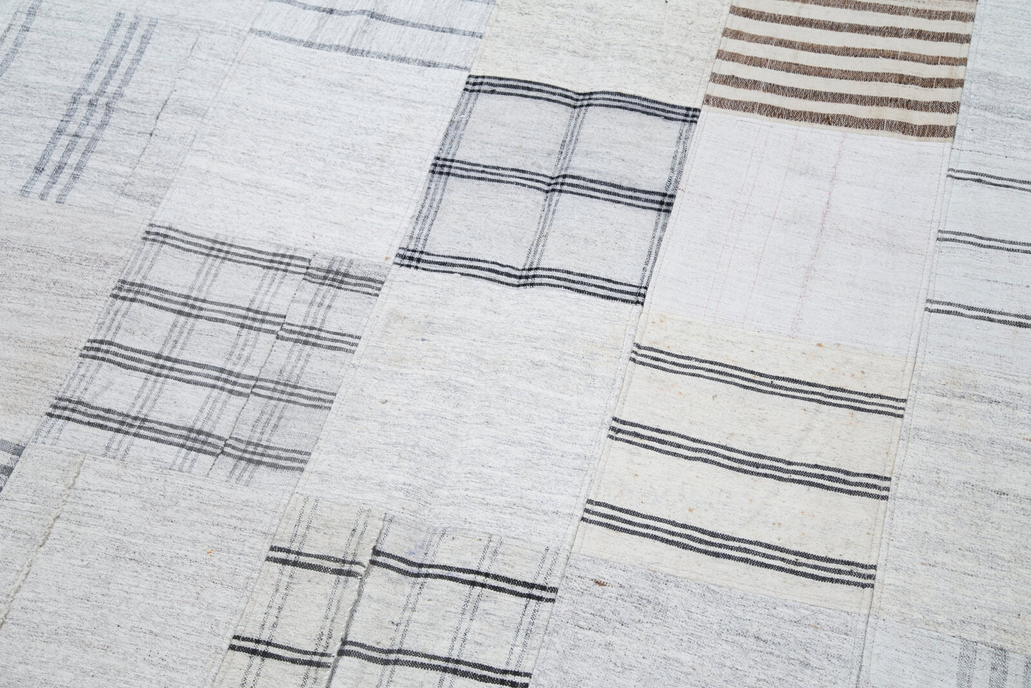 7x10 Beige Kilim Patchwork Rug - 30372