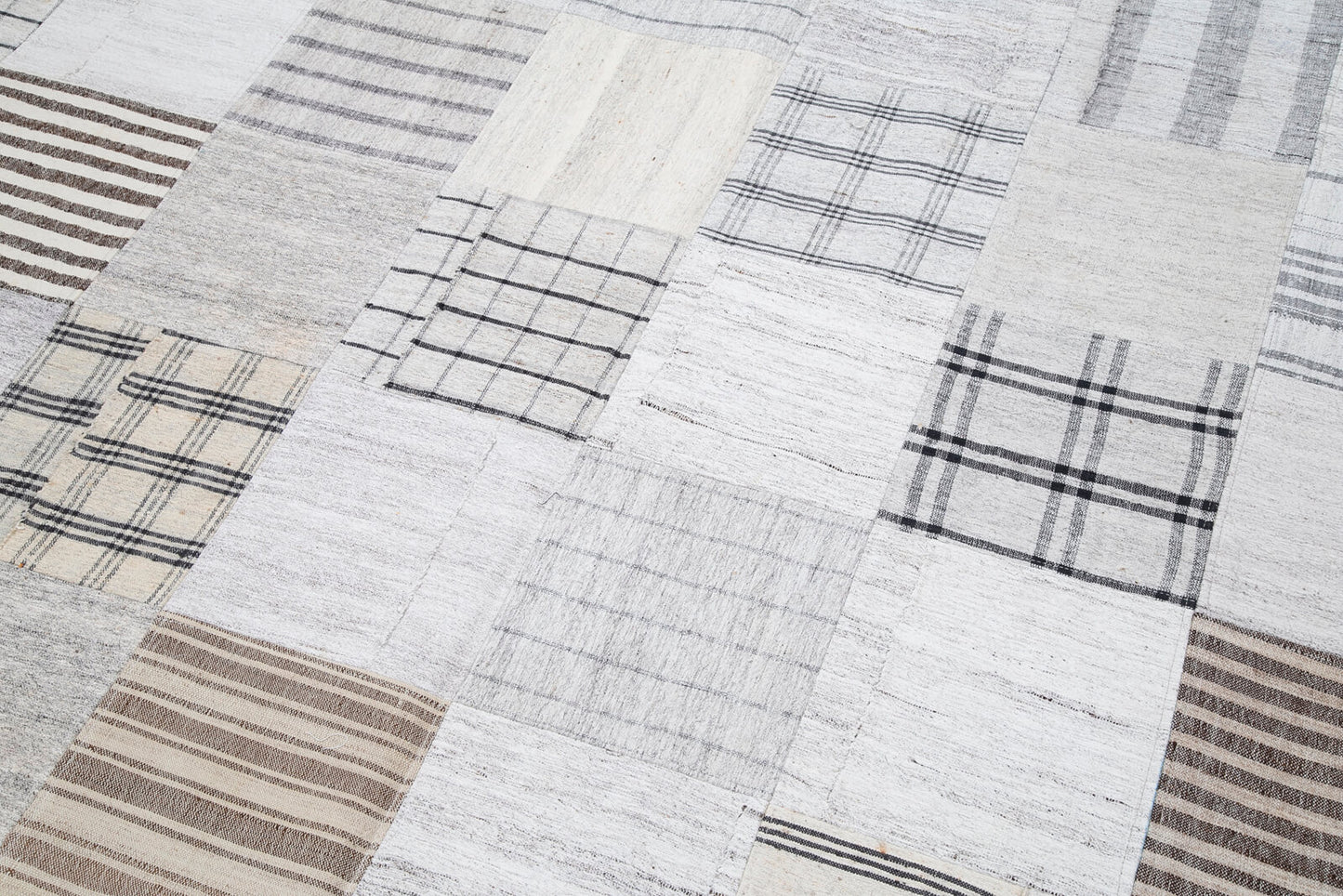 10x13 Beige Kilim Patchwork Rug - 30578