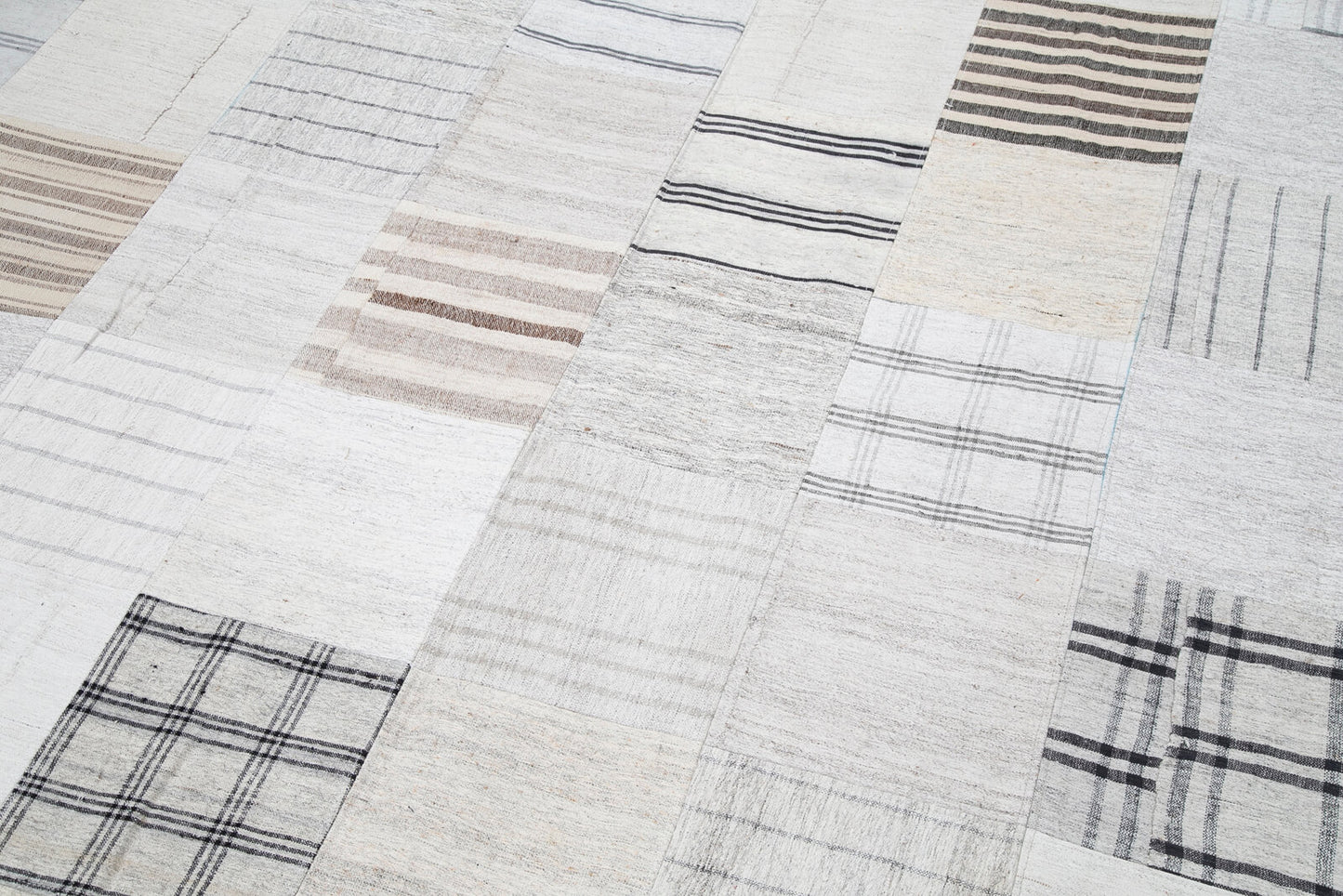 10x13 Beige Kilim Patchwork Rug - 30579