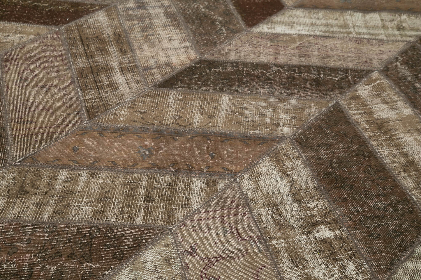 8x10 Brown Modern Patchwork Rug - 30984