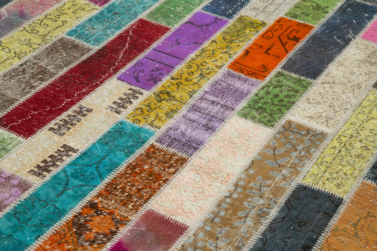 7x10 Multicolor Modern Patchwork Rug - 31038