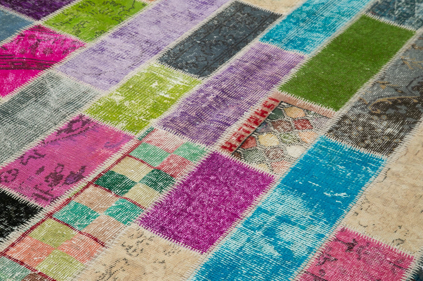7x10 Multicolor Modern Patchwork Rug - 31073
