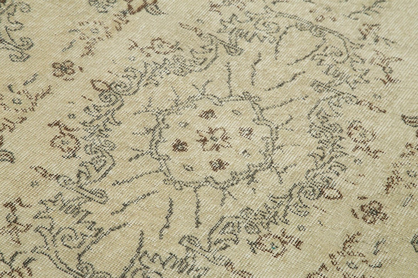 4x7 Beige Overdyed Rug - 31247