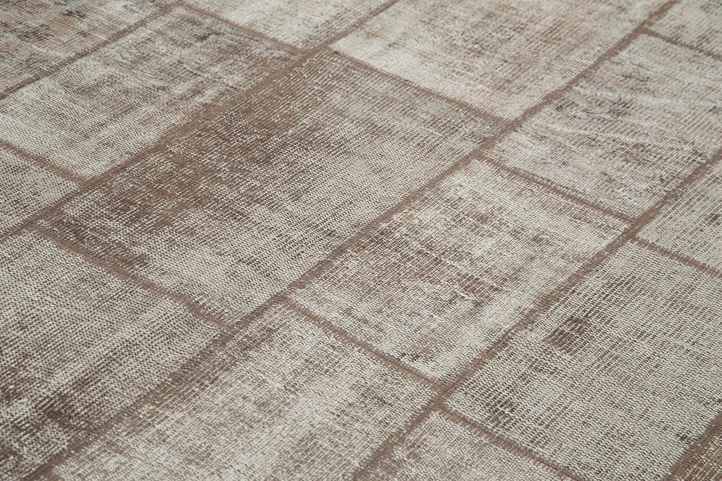 7x10 Brown Patchwork Rug - 31517