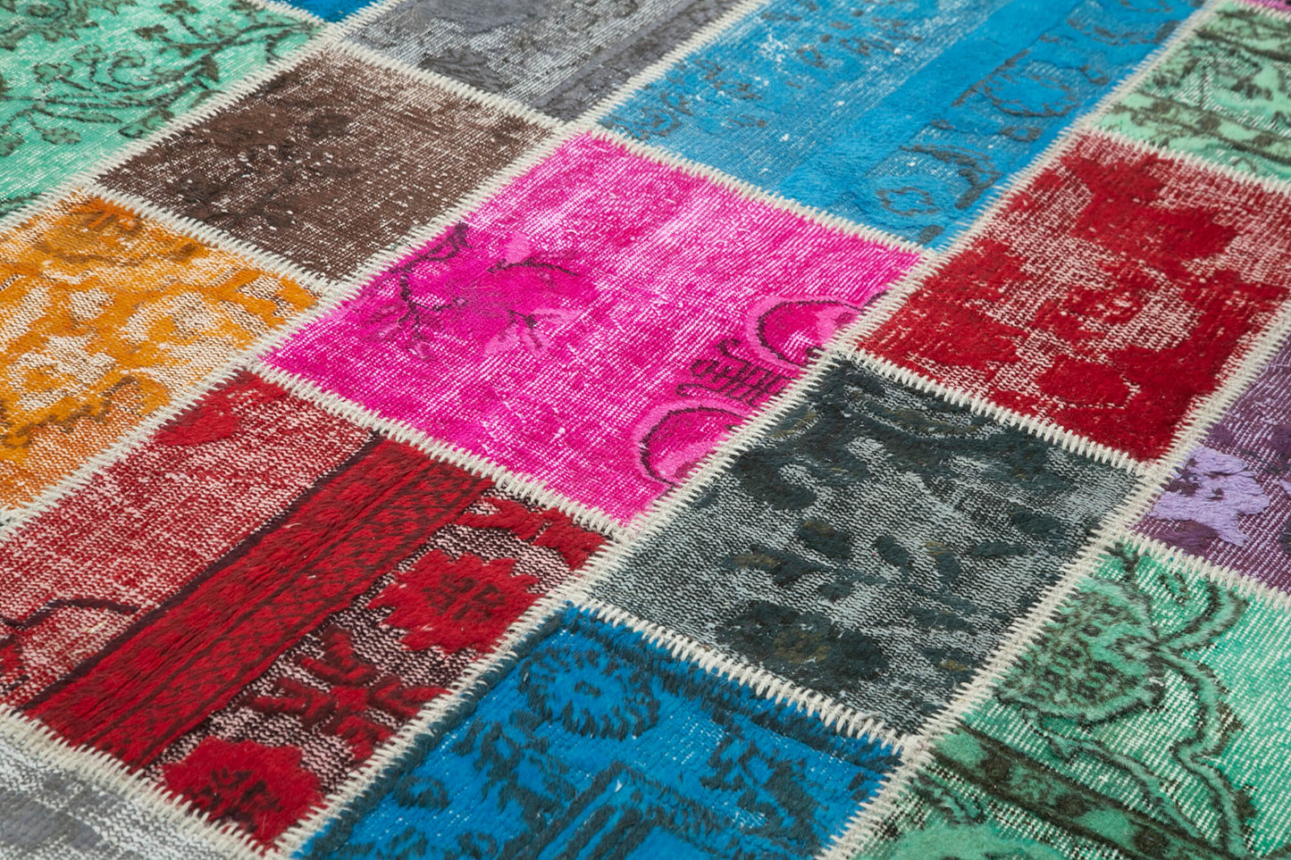 7x10 Multicolor Patchwork Rug - 31624