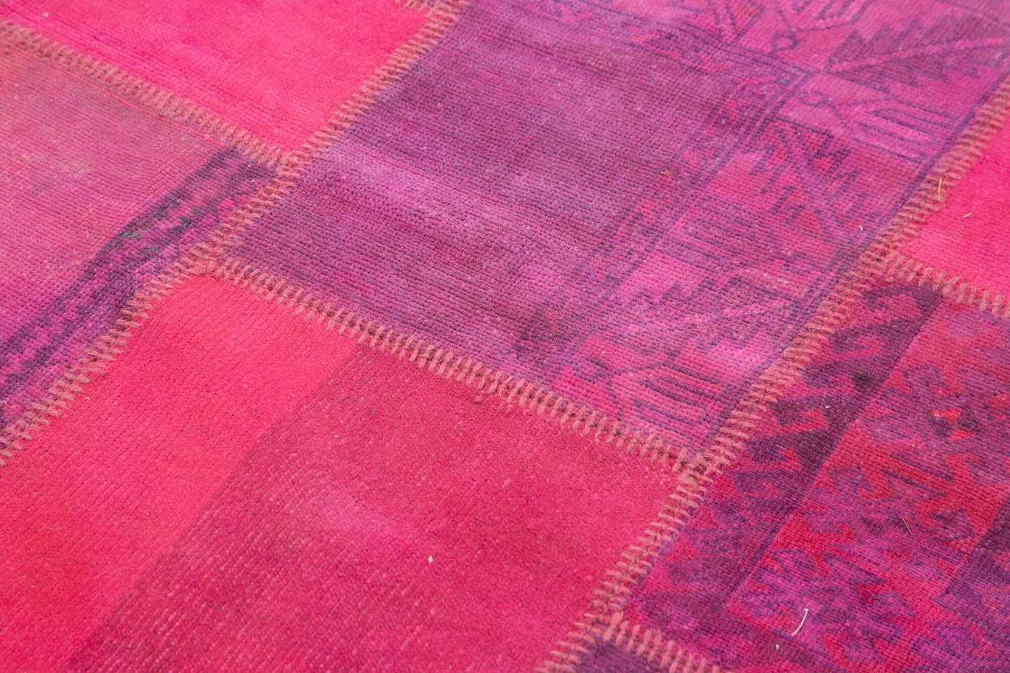 6x8 Pink Patchwork Rug - 31800