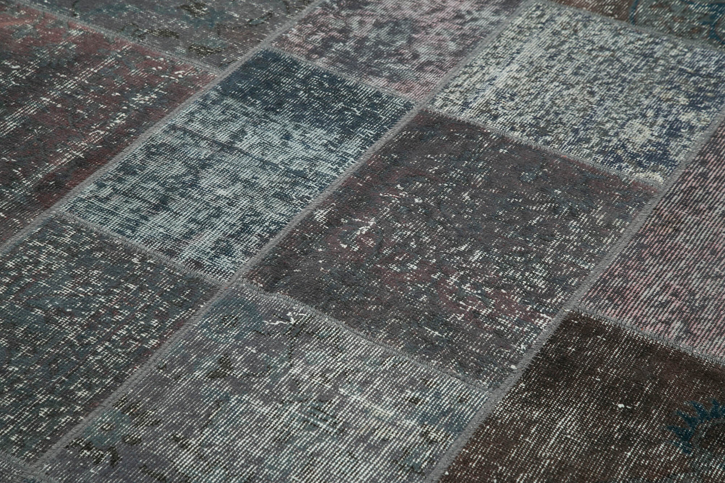 6x8 Grey Patchwork Rug - 31930