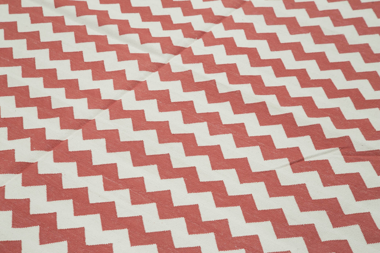 8x10 Red Dhurrie Rug - 32596