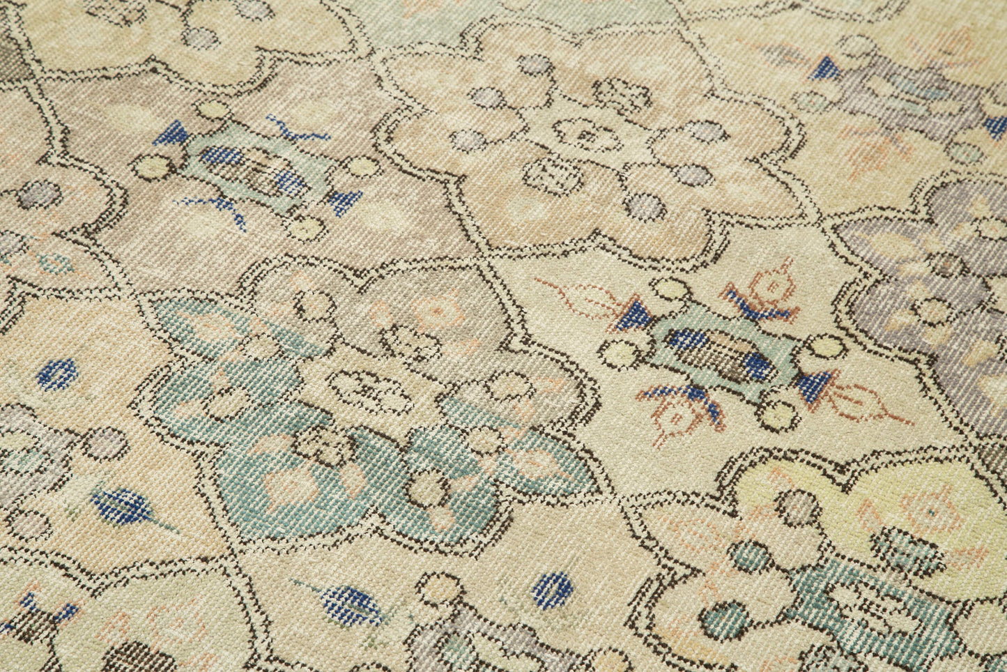 5x9 Beige Bohemian Rug - 33050