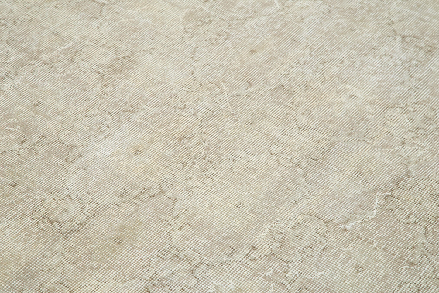 7x10 Beige Bohemian Rug - 33132