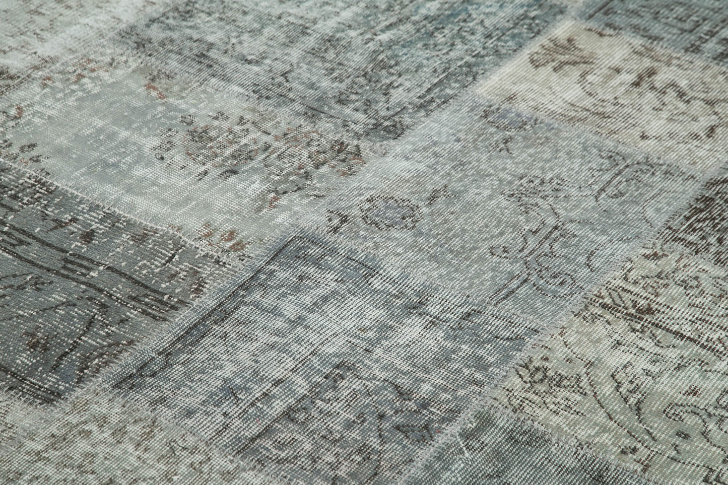 8x11 Grey Patchwork Rug- 34796