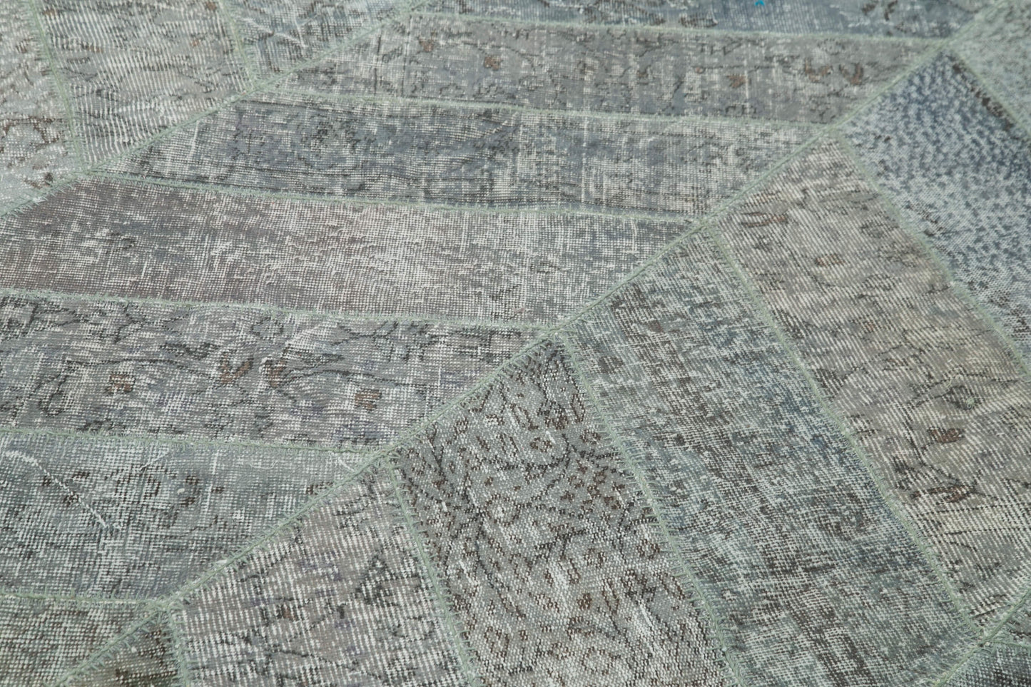 9x12 Grey Patchwork Rug- 34825