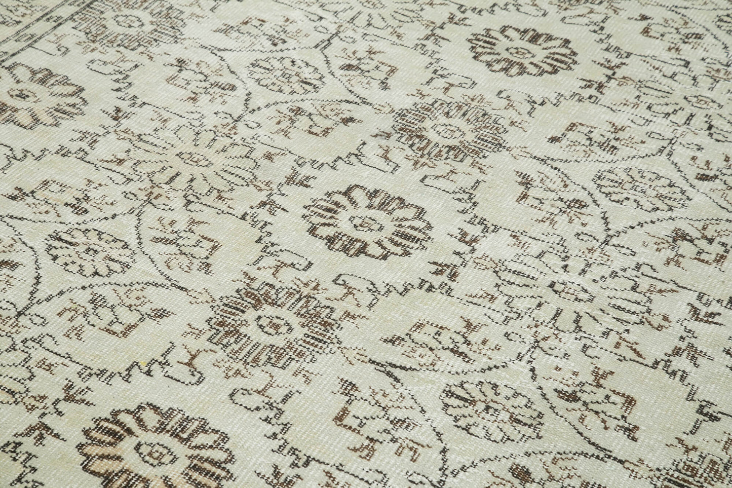 6x10 Beige Turkish Vintage Area Rug - 36624