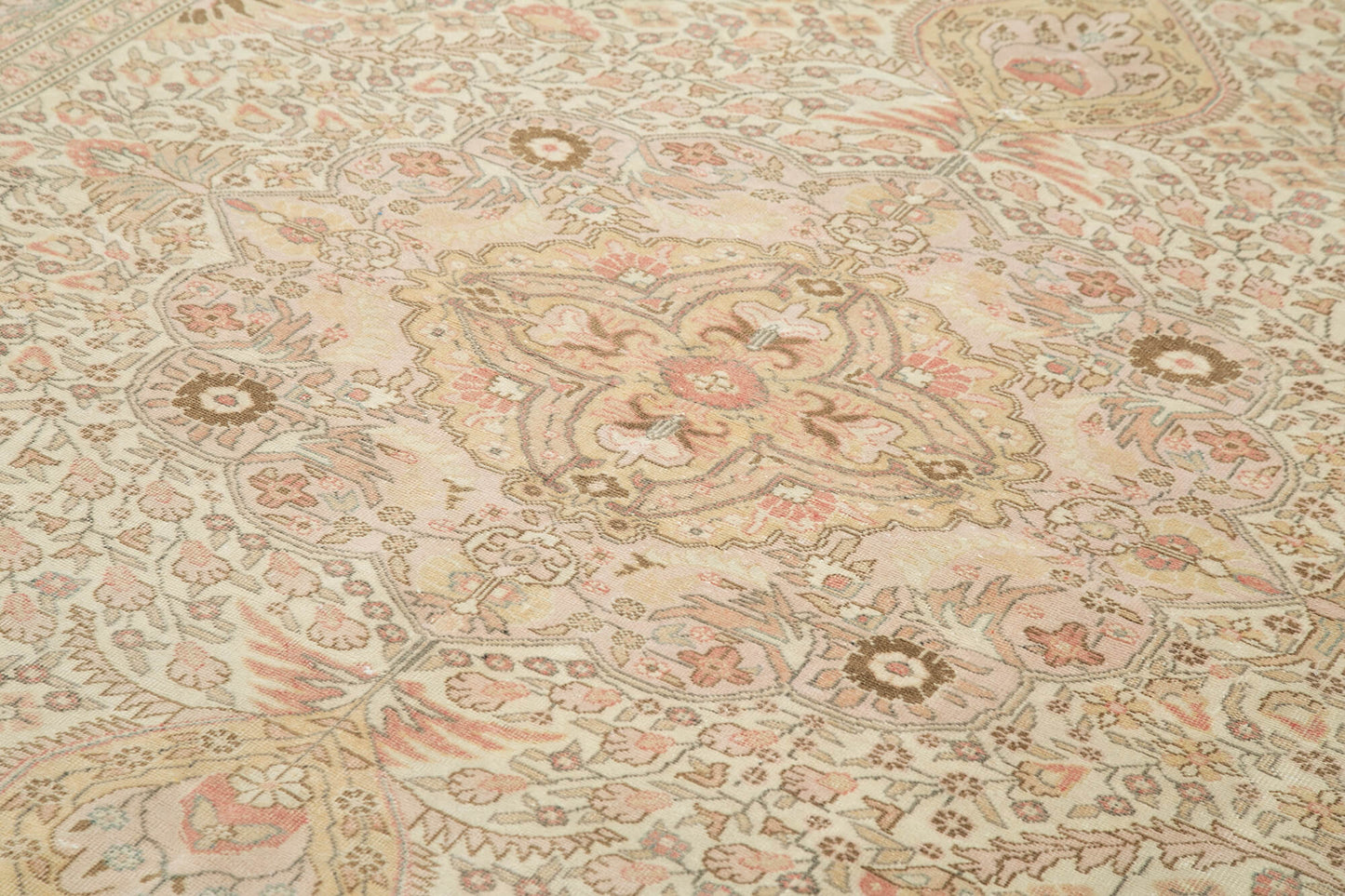 7x10 Beige Vintage Rug - 37931