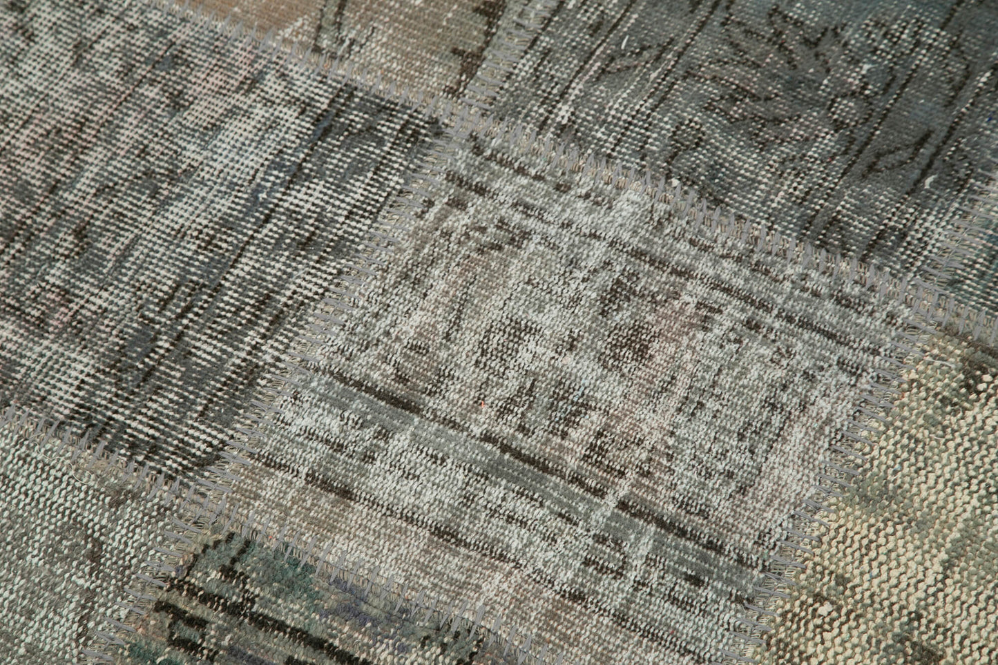 5x5 Grey Round Patchwork Rug - 38704