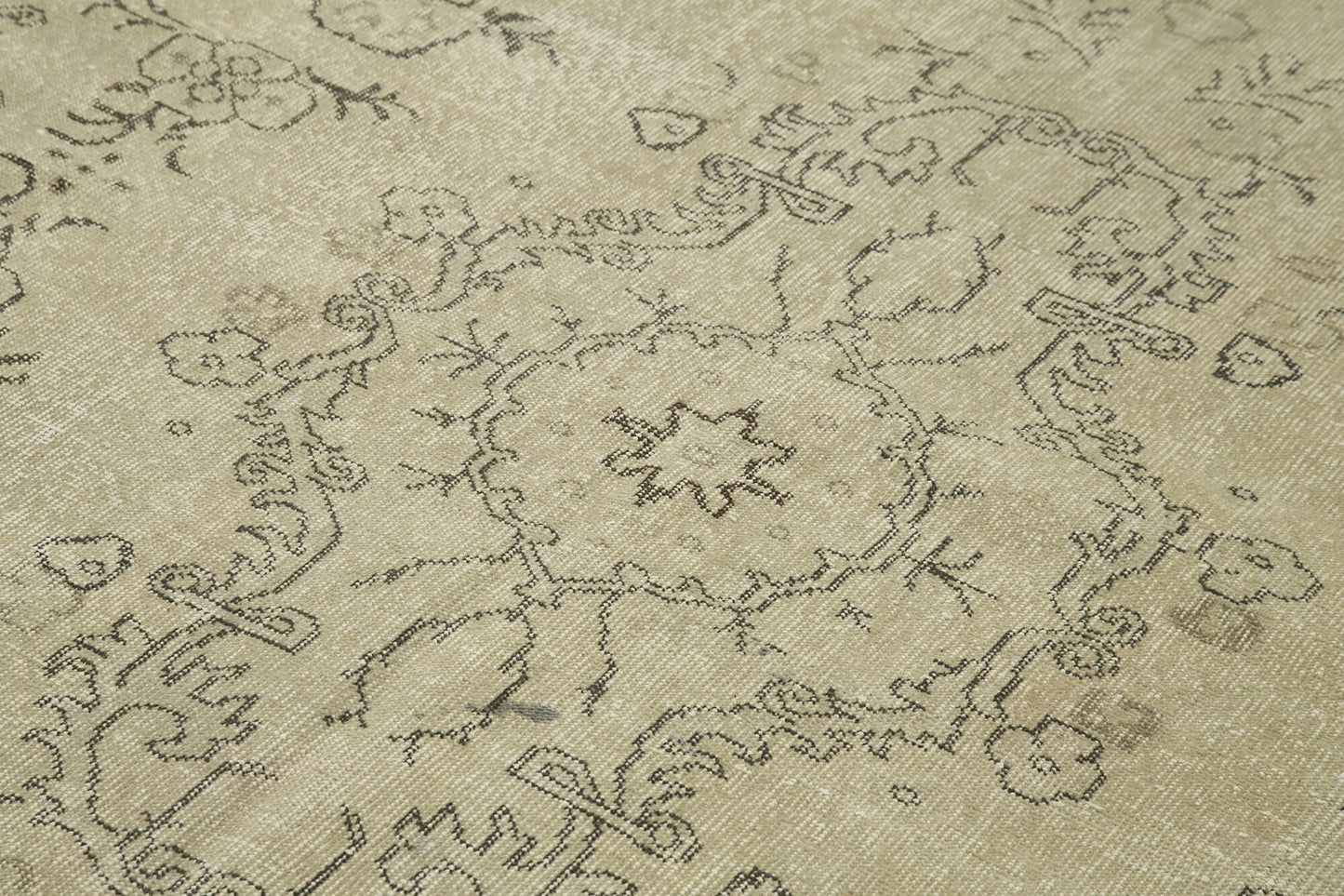 6x10 Beige Turkish Vintage Area Rug - 38935