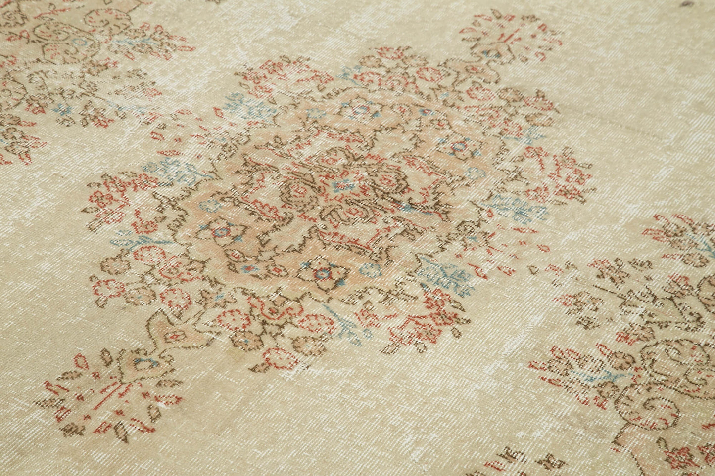 6x10 Beige Turkish Vintage Area Rug - 39062