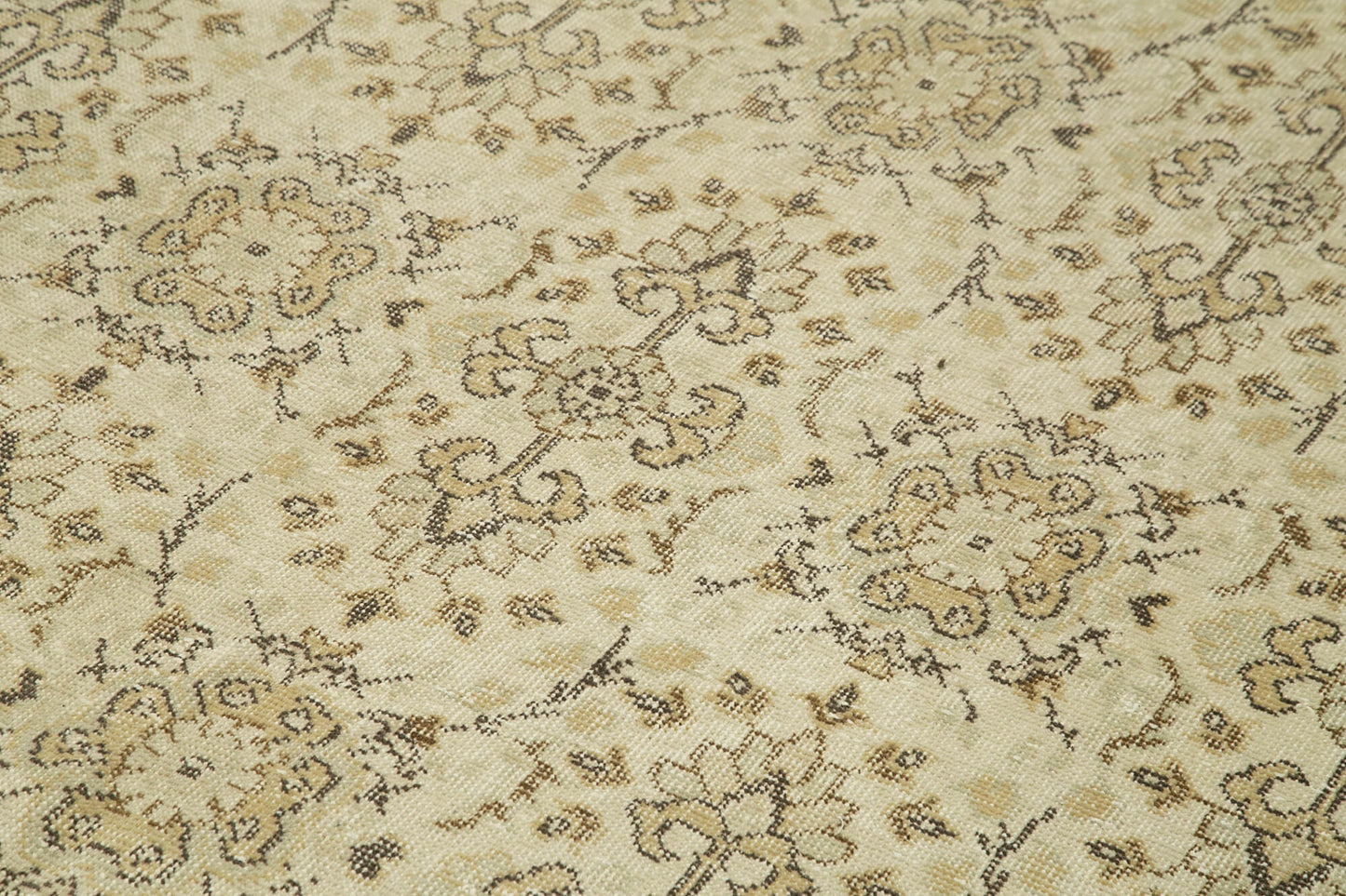 6x10 Beige Turkish Vintage Area Rug - 39066