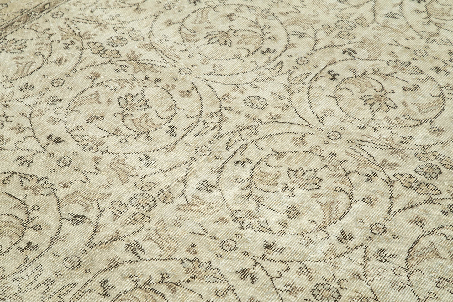 6x10 Beige Turkish Vintage Area Rug - 39091