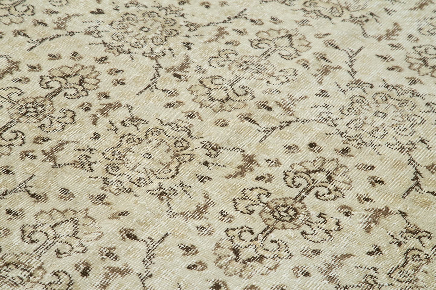 6x10 Beige Turkish Vintage Area Rug - 39300