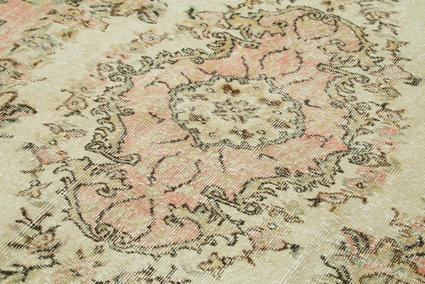 5x9 Beige Turkish Vintage Area Rug - 41518