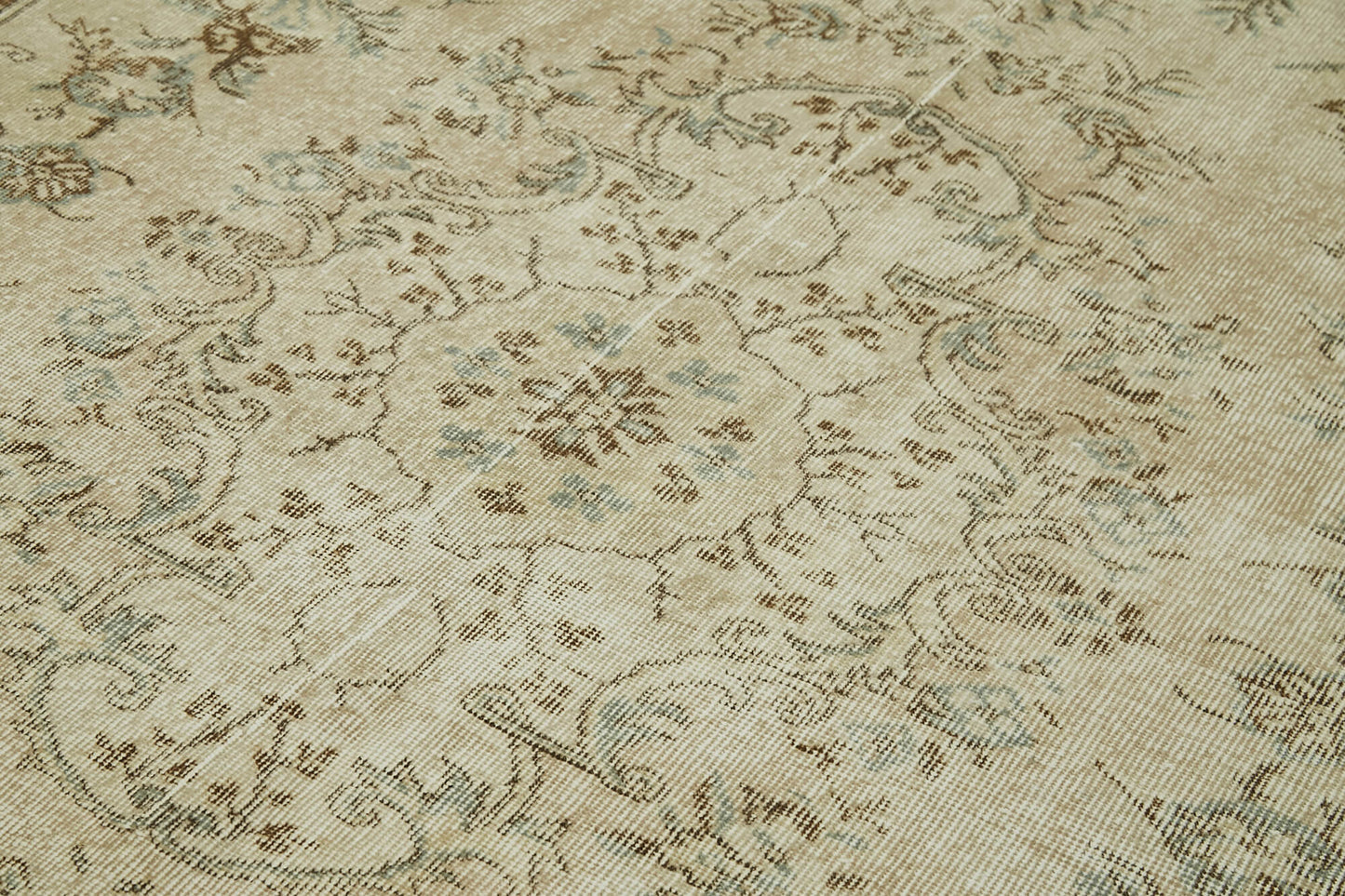 6x9 Beige Turkish Vintage Area Rug - 41546