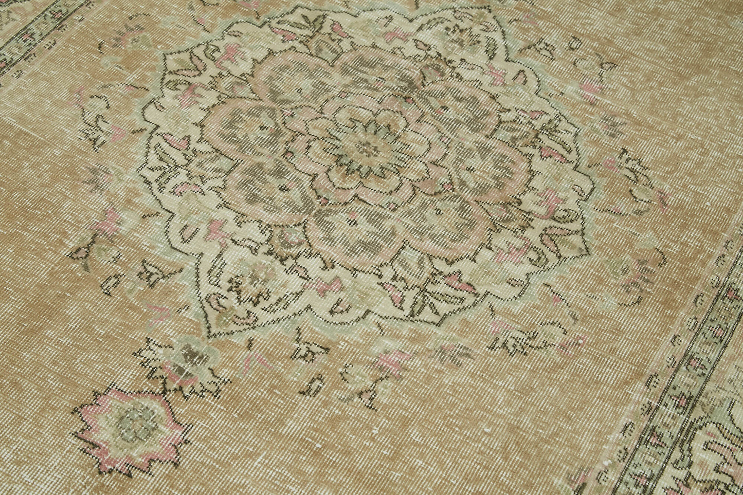 5x7 Beige Turkish Vintage Area Rug - 41563