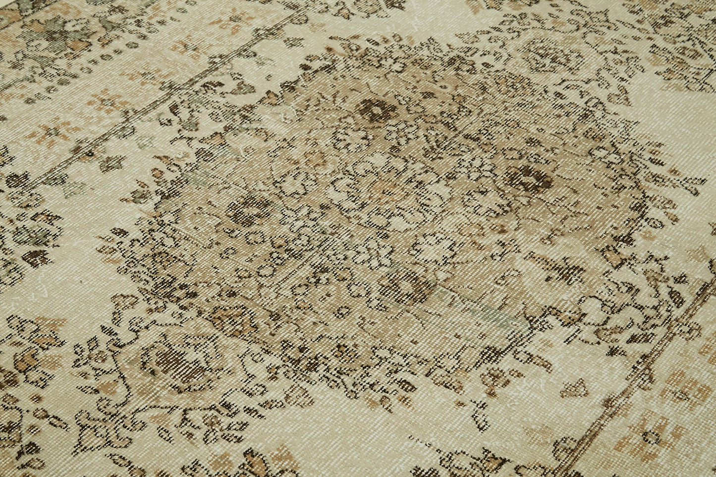 5x9 Beige Turkish Vintage Area Rug - 41595