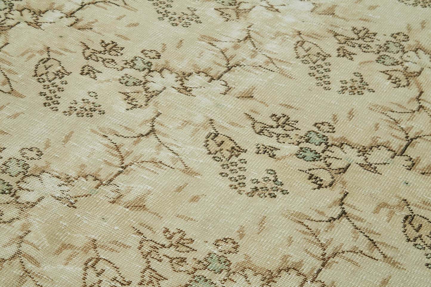 5x9 Beige Turkish Vintage Area Rug - 41613