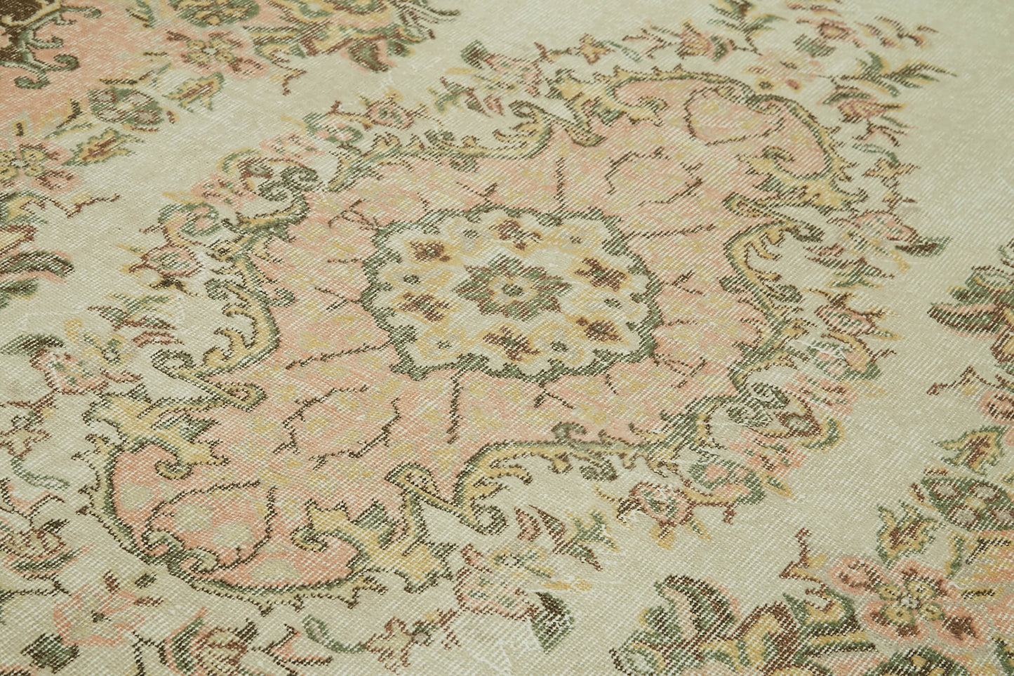 6x9 Beige Turkish Vintage Area Rug - 41625