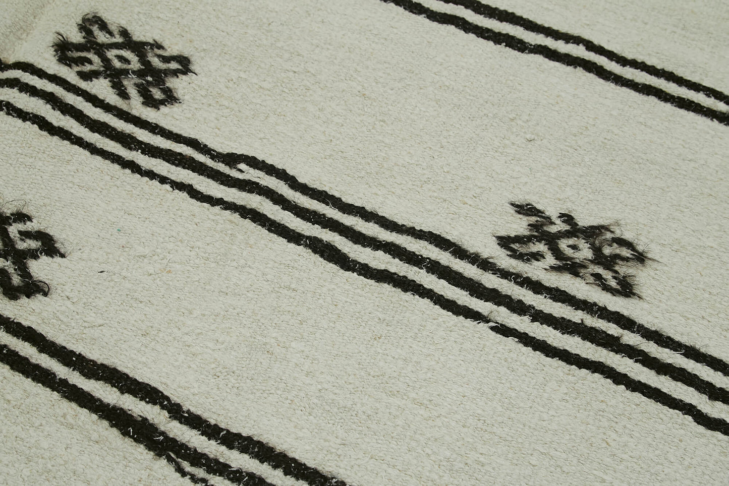 6x11 White Hemp Kilim Rug - 41955