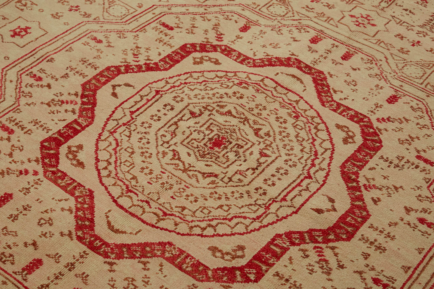 7x8 Beige Oushak Rug - 44463