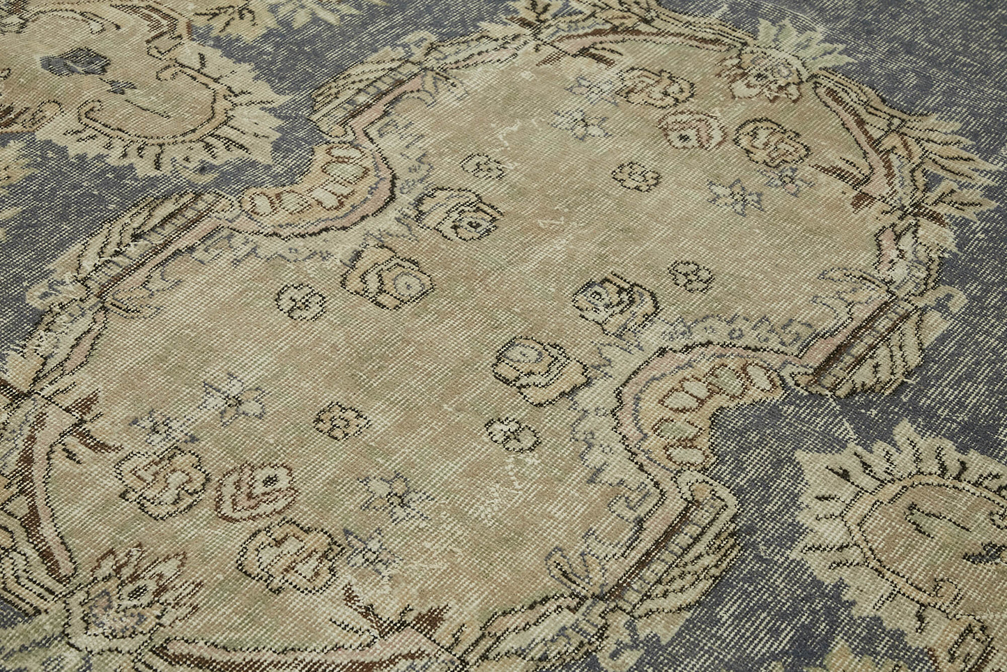 6x10 Beige Turkish Vintage Area Rug - 45548