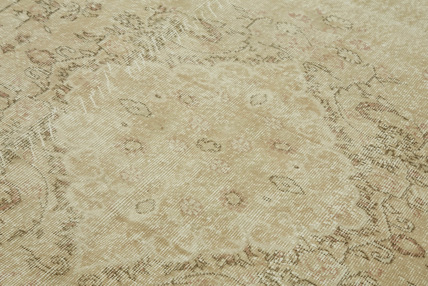 6x10 Beige Turkish Vintage Area Rug - 46081
