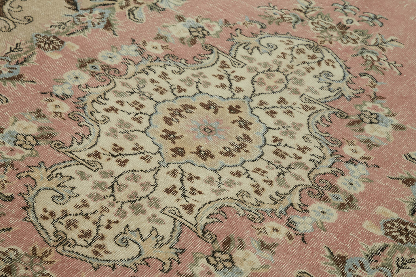 6x10 Beige Turkish Vintage Area Rug - 46127