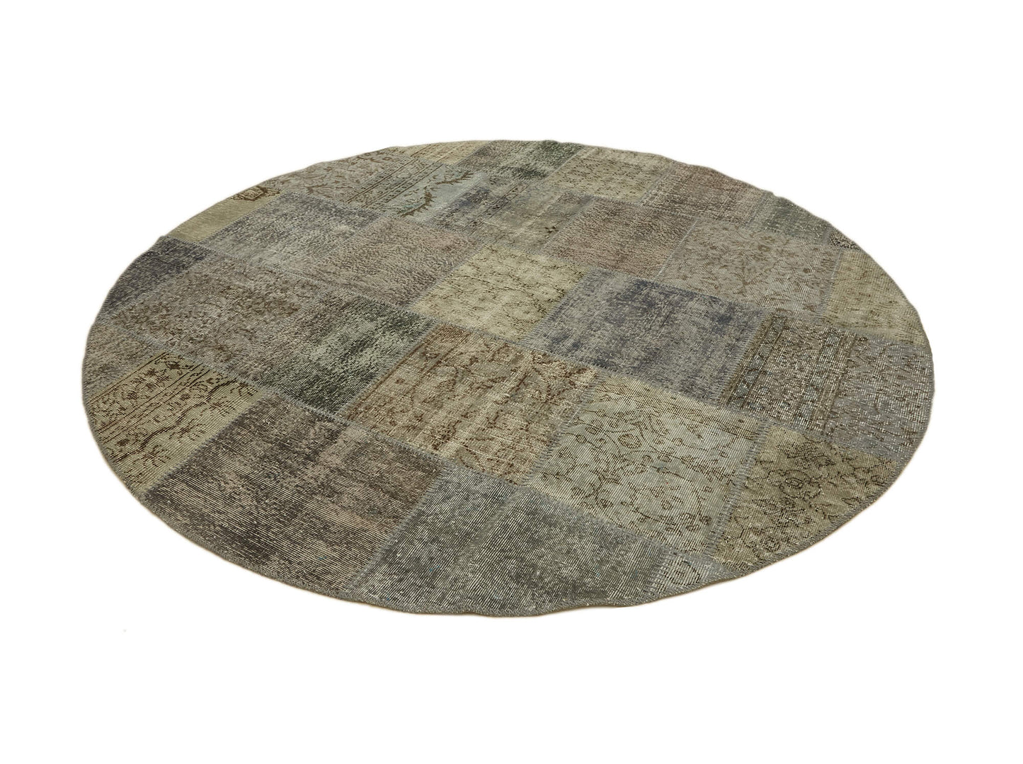 8x8 Grey Round Patchwork Rug - 46135