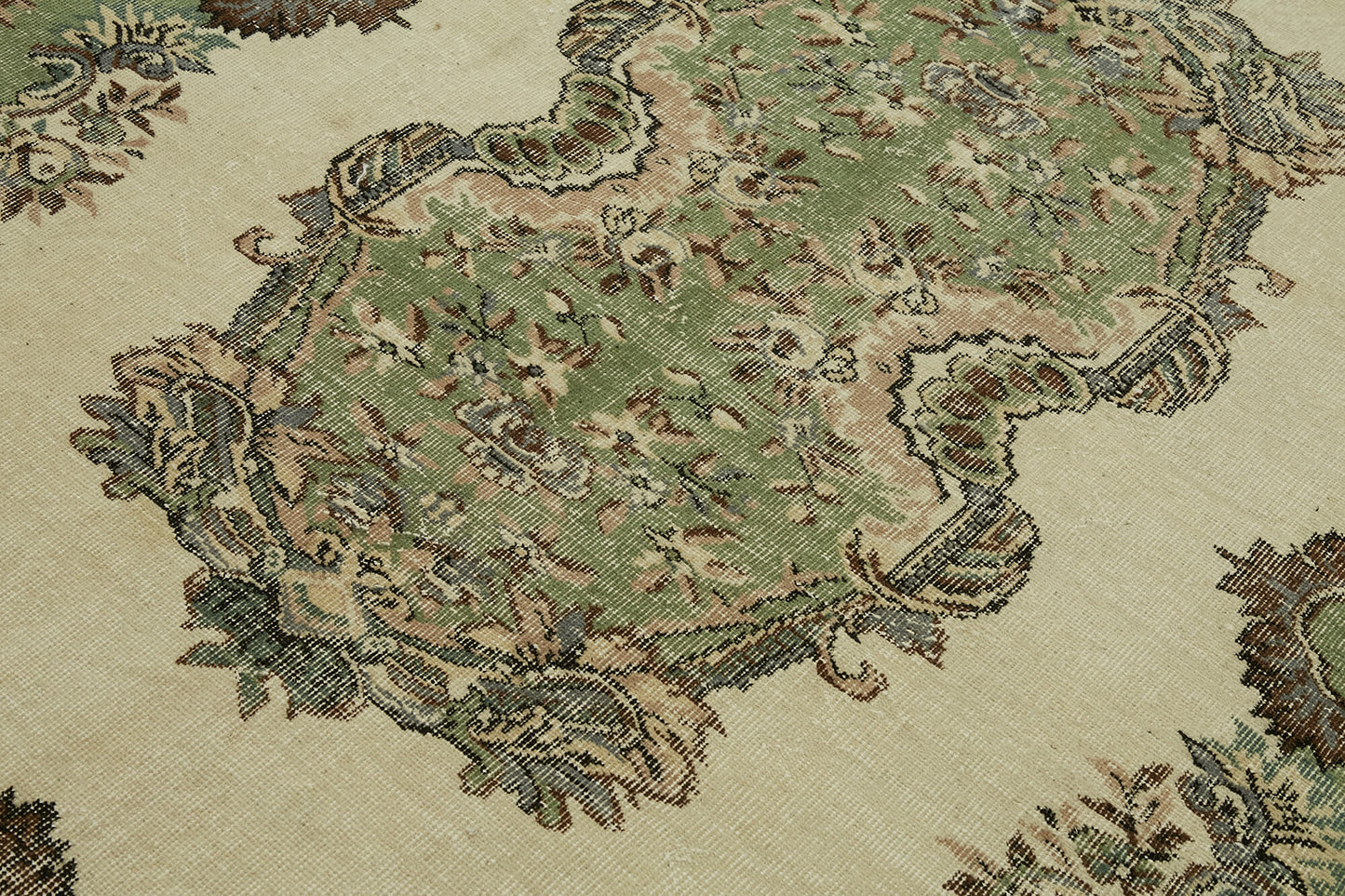 6x10 Beige Turkish Vintage Area Rug - 46329