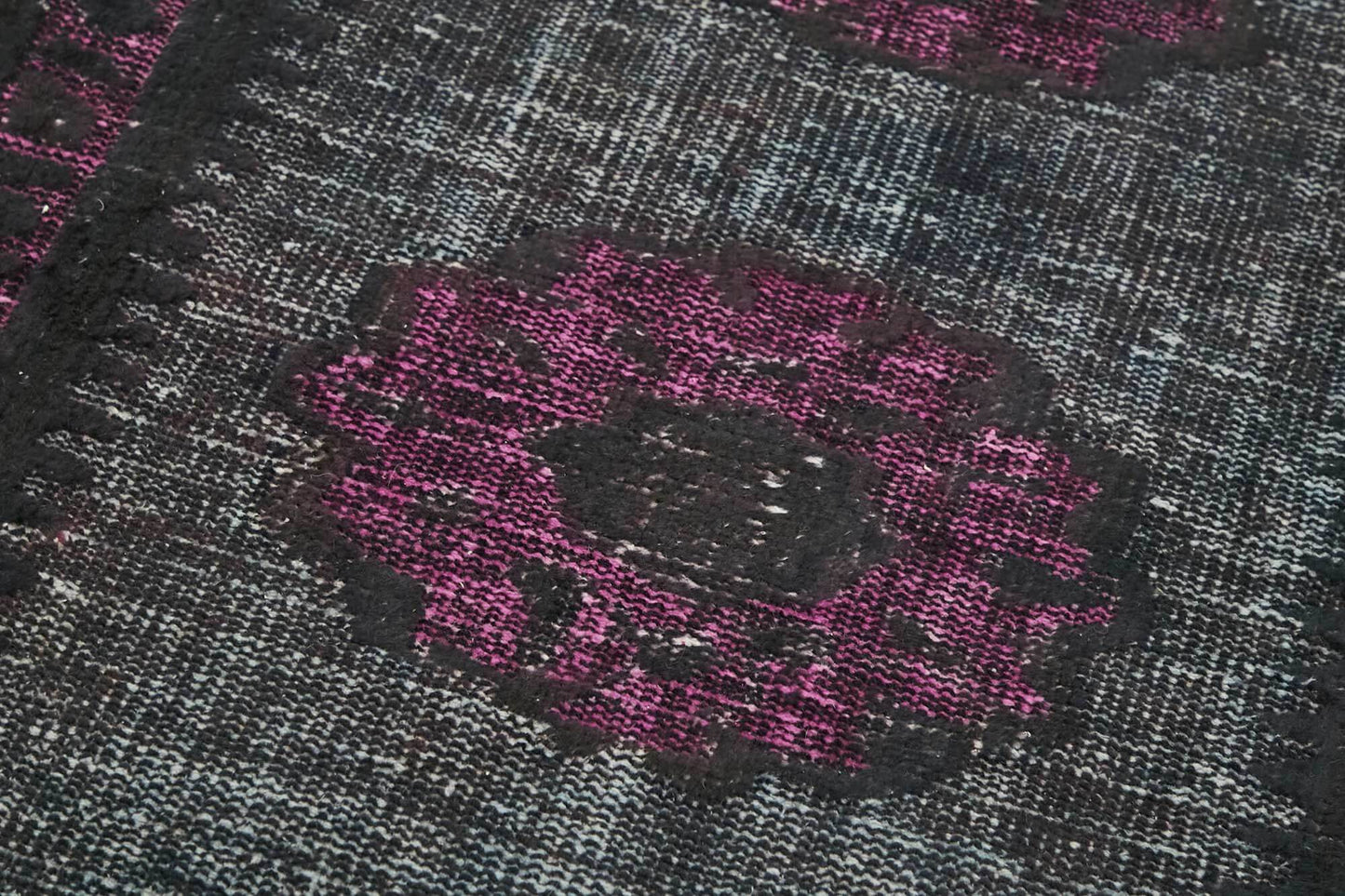 3x10 Vintage Hand-Carved Turkish Rug - 46879