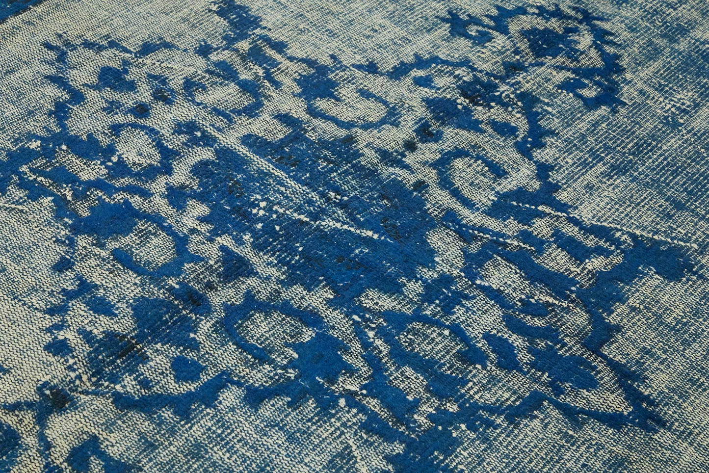 6x9 Vintage Hand-Carved Turkish Rug - 46912