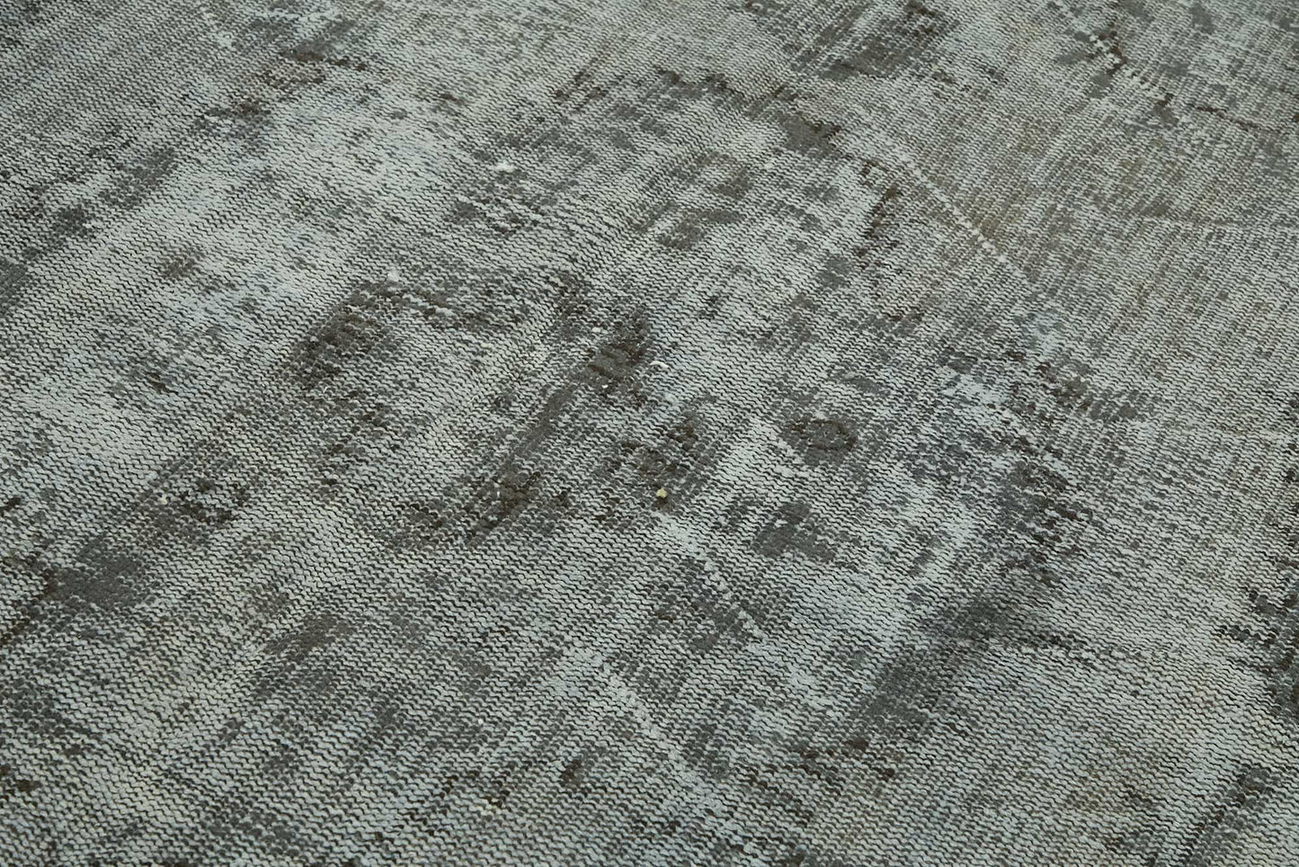 6x9 Vintage Hand-Carved Turkish Rug - 46996